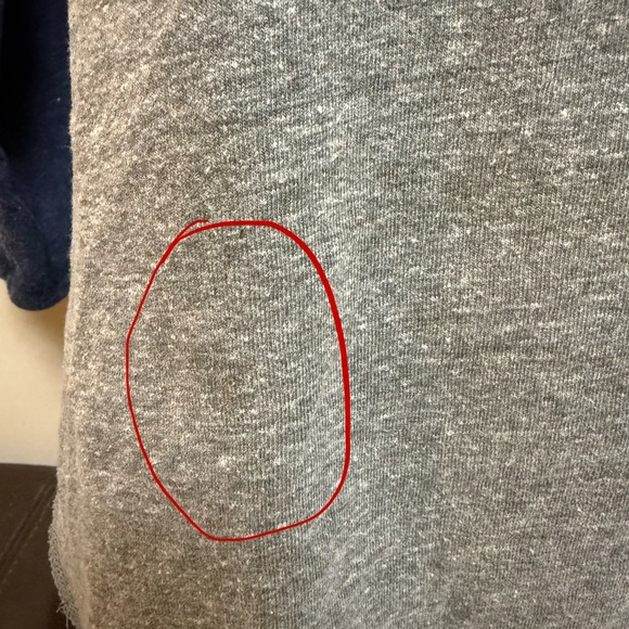 Bundle Deal – 2 Herbivore Vegan-Friendly Items (Long Sleeve Shirt + Sweatshirt) - Picture 12 of 12